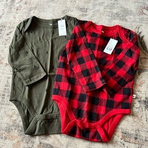 NWT Baby Gap Bodysuits